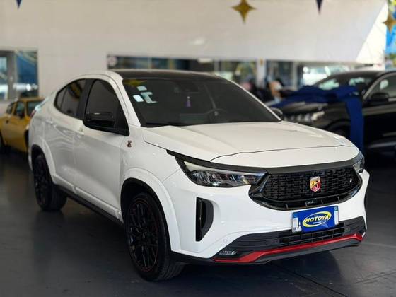 FIAT FASTBACK 1.3 TURBO 270 FLEX ABARTH AT6 FIAT FASTBACK 1.3 TURBO 270 FLEX ABARTH AT6